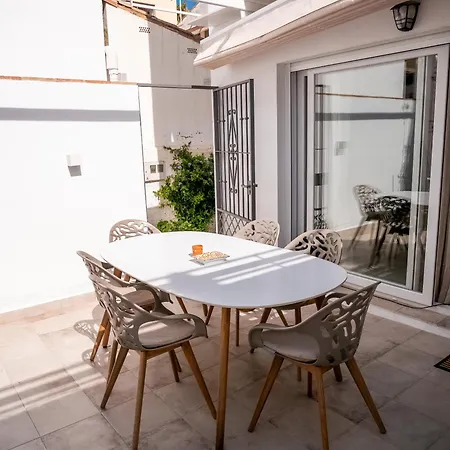 El Pirata 78 * Estepona