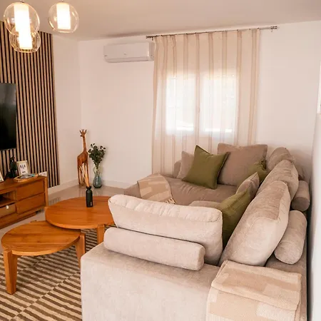 度假居 El Pirata 78 埃斯特波纳