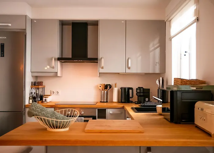 El Pirata 78 * Estepona